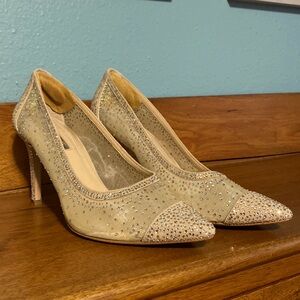 Antonio Melani excellent shape, 8M nude heels with silver and gold jewels.